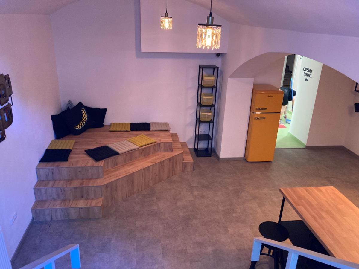 Capsule Hostel Erbenova Prag Dış mekan fotoğraf