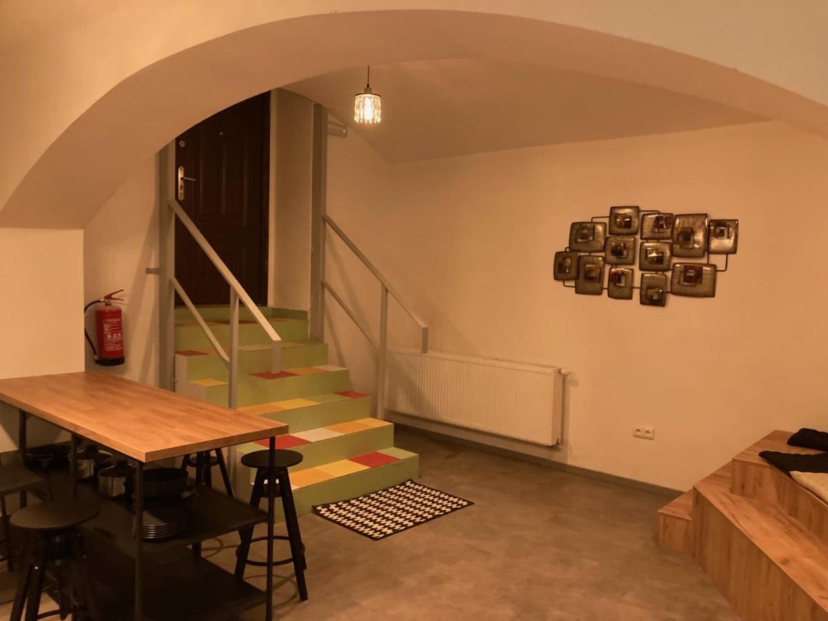 Capsule Hostel Erbenova Prag Dış mekan fotoğraf