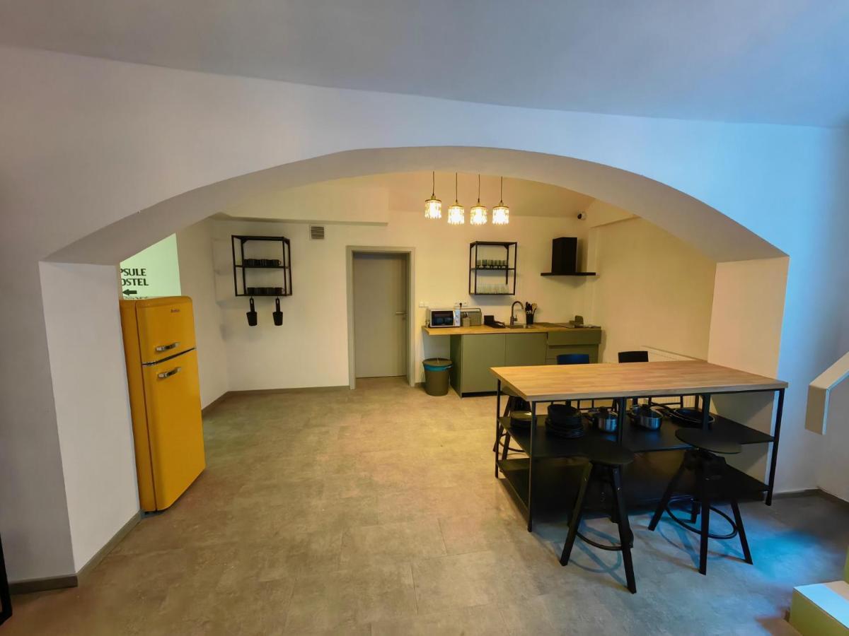 Capsule Hostel Erbenova Prag Dış mekan fotoğraf